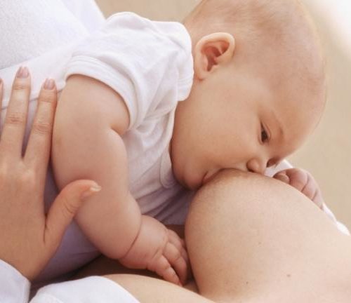 A breastfeeding checklist: are you nursing correctly?